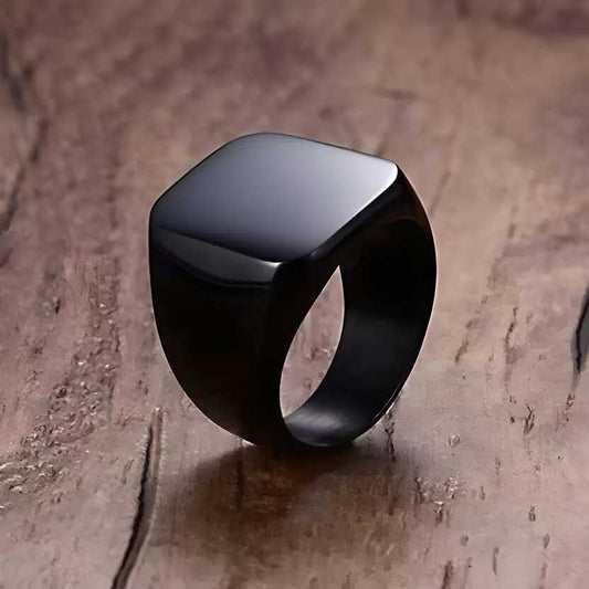 Saizen BlackEdge Vintage Ring
